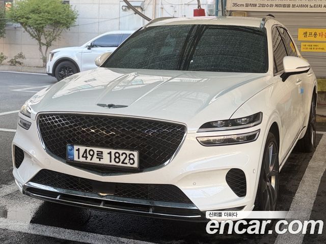 Genesis GV70 2.5T Gasoline 2WD — пробег 70 000 км — фото 2 из 5