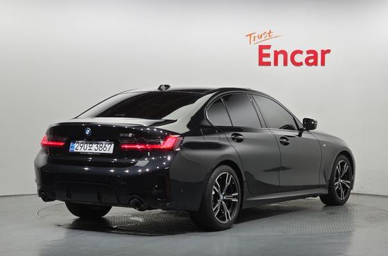 BMW 3-Series 320i M Sport — пробег 46 987 км — фото 2 из 5