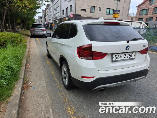 BMW X1 xDrive 20d — пробег 249 900 км — фото 4 из 5