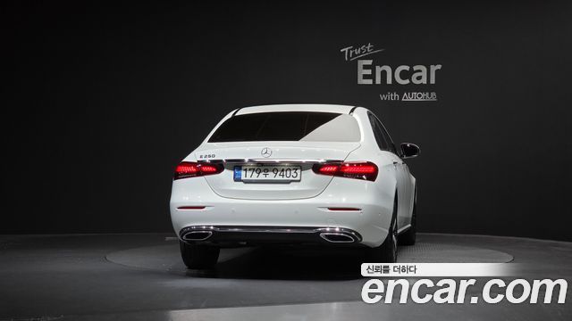 Mercedes-Benz E-Class из Кореи Encar