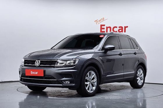 Volkswagen Tiguan 2.0 TDI Premium — пробег 59 748 км — фото 1 из 5
