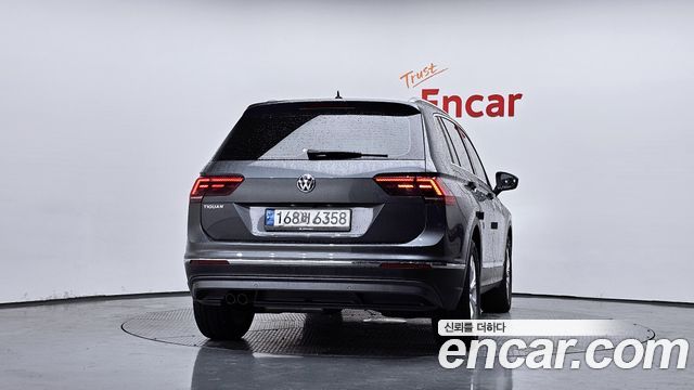 Volkswagen Tiguan из Кореи Encar