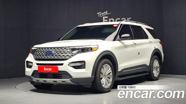 Ford Explorer 3.0 PHEV — пробег 105 622 км — фото 1 из 5