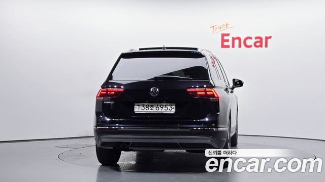 Volkswagen Tiguan 2.0 TDI Prestige — пробег 88 419 км — фото 4 из 5