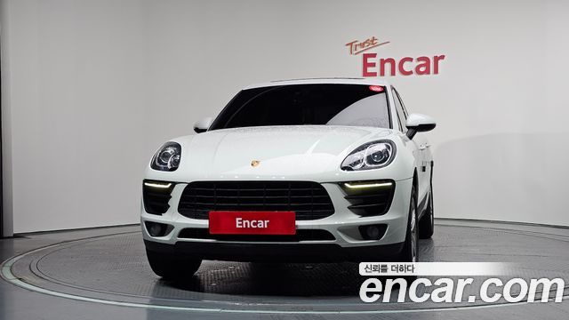 Porsche Macan 2.0 95B — пробег 127 748 км — фото 3 из 5