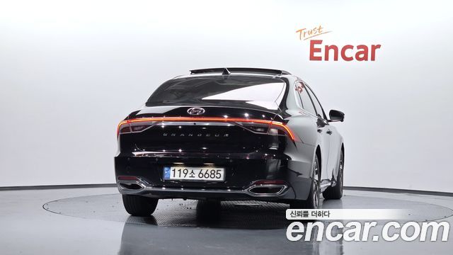 Hyundai Grandeur из Кореи Encar