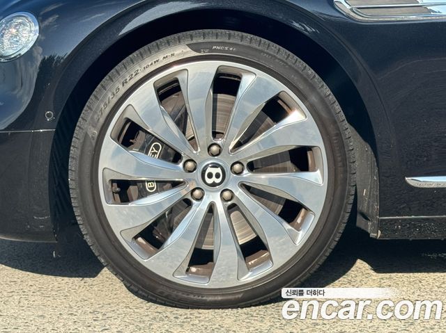 Bentley Flying Spur из Кореи Encar