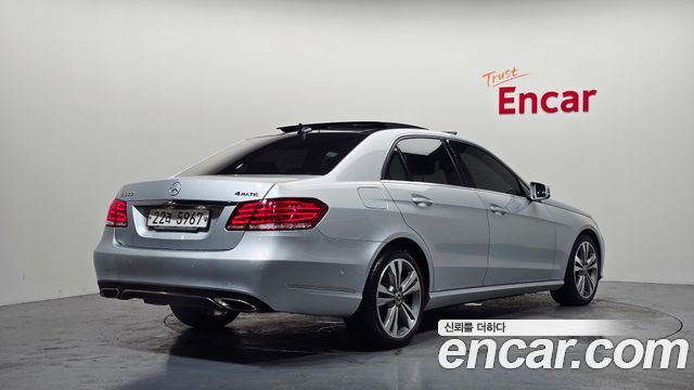 Mercedes-Benz E-Class E300 4MATIC Avantgarde — пробег 108 379 км — фото 2 из 5