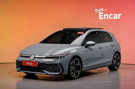 Volkswagen Golf 2.0 GTI — пробег 7 267 км — фото 1 из 5