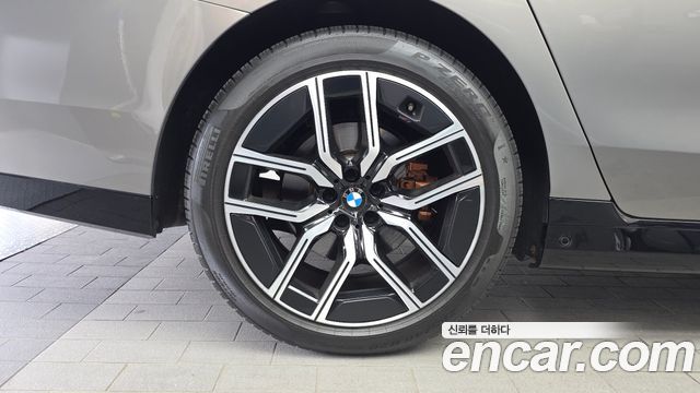 BMW 7-Series 740i sDrive M Sport Individual — пробег 75 329 км — фото 5 из 5