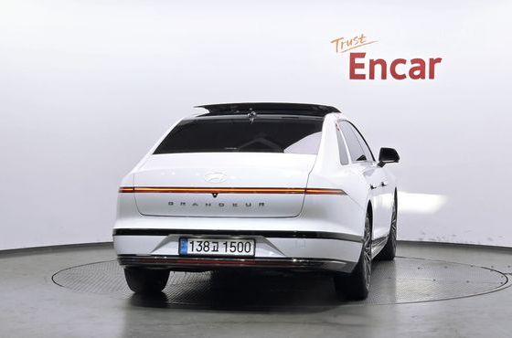 Hyundai Grandeur Calligraphy — пробег 48 905 км — фото 4 из 5