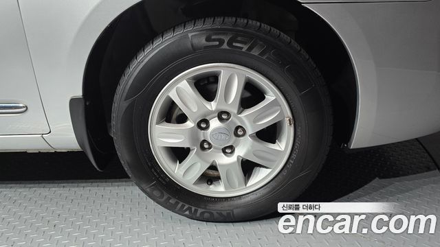 Kia Carens из Кореи Encar