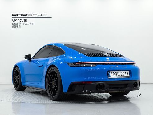 Porsche 911 Carrera 4 GTS — пробег 18 770 км — фото 2 из 5