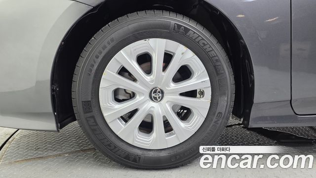 Toyota Prius из Кореи Encar