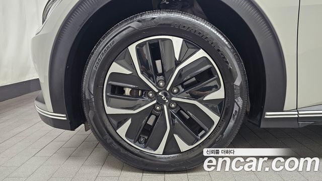 Kia EV6 Long Range Light — пробег 11 848 км — фото 5 из 5