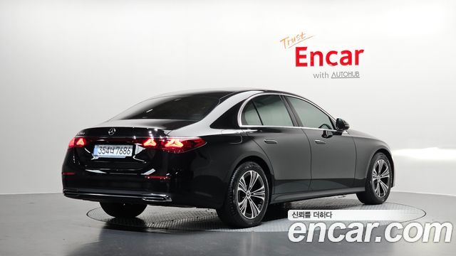 Mercedes-Benz E-Class из Кореи Encar