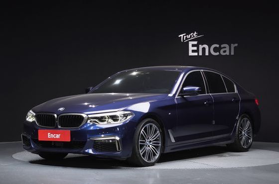 BMW 5-Series 530i xDrive M Sport Package Plus — пробег 50 620 км — фото 1 из 5