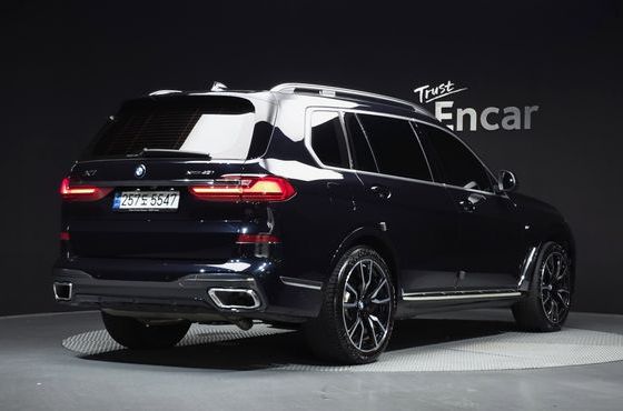BMW X7 xDrive 40i M Sport 6STR — пробег 37 891 км — фото 2 из 5