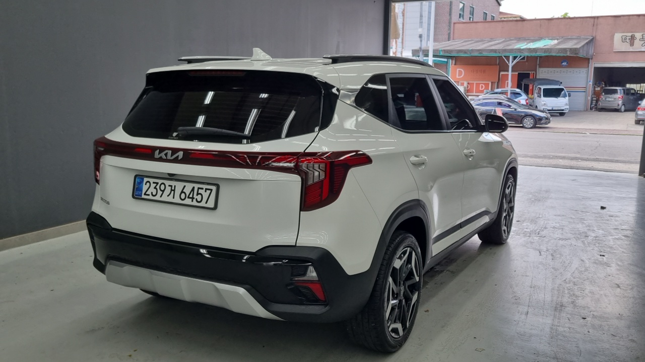 Kia Seltos из Кореи Encar