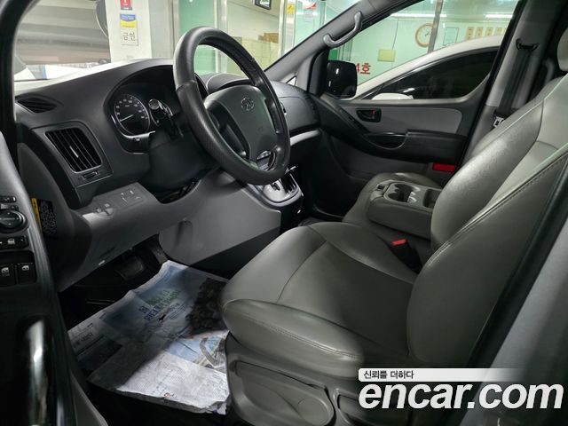 Hyundai Starex 4WD 12-Seater Wagon Smart — пробег 84 000 км — фото 4 из 5