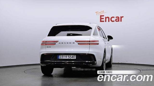 Genesis GV70 из Кореи Encar