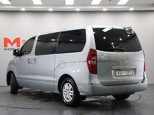 Hyundai Starex Van 3-Seater Smart — пробег 59 000 км — фото 4 из 5