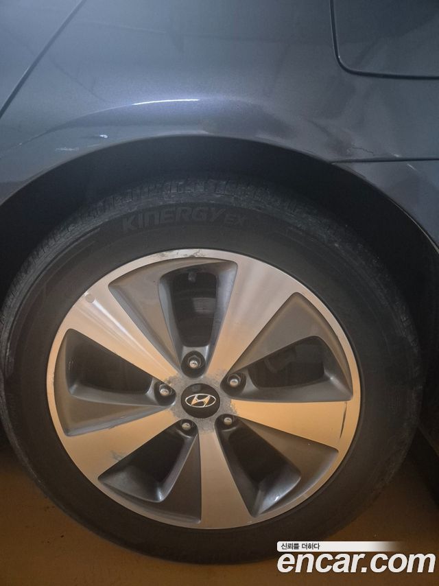 Hyundai Sonata 2.0 Royal — пробег 164 100 км — фото 5 из 5