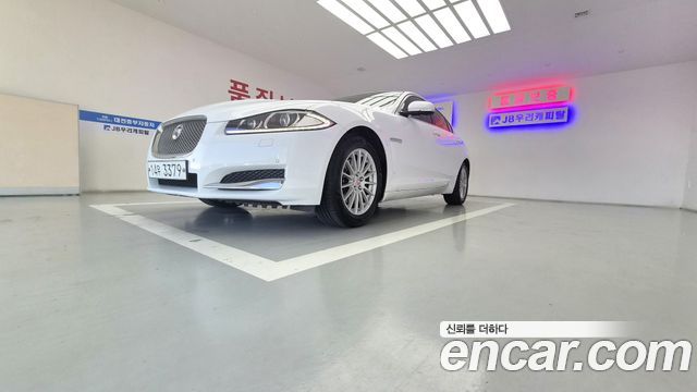 Jaguar XF 2.2D Luxury X250 — пробег 114 000 км — фото 3 из 5