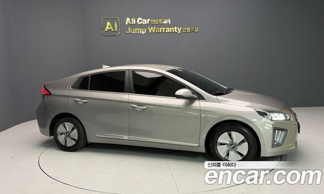 Hyundai Ioniq 1.6 HEV Q — пробег 148 380 км — фото 4 из 5