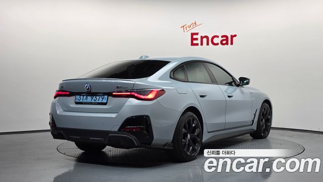 BMW i4 eDrive40 M Sports Pro — пробег 48 455 км — фото 2 из 5