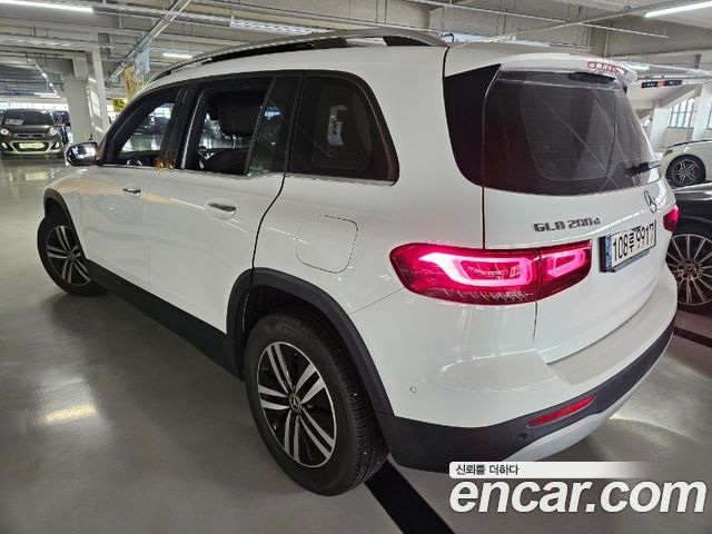 Mercedes-Benz GLB-Class из Кореи Encar