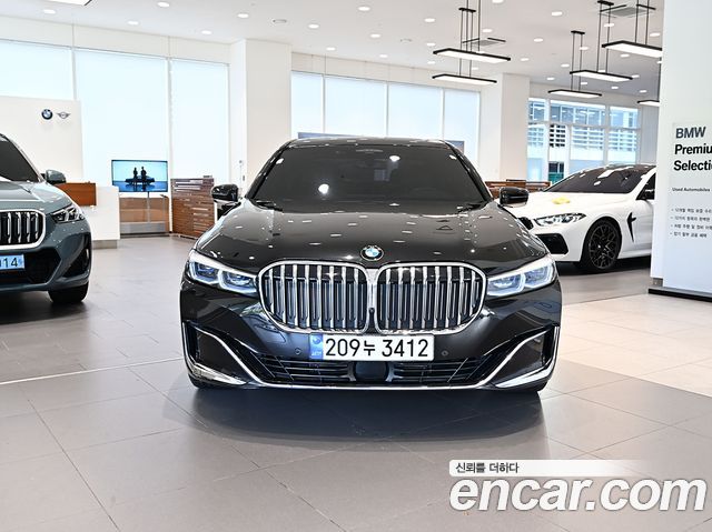 BMW 7-Series 740d xDrive Design Pure Excellence — пробег 167 000 км — фото 1 из 5