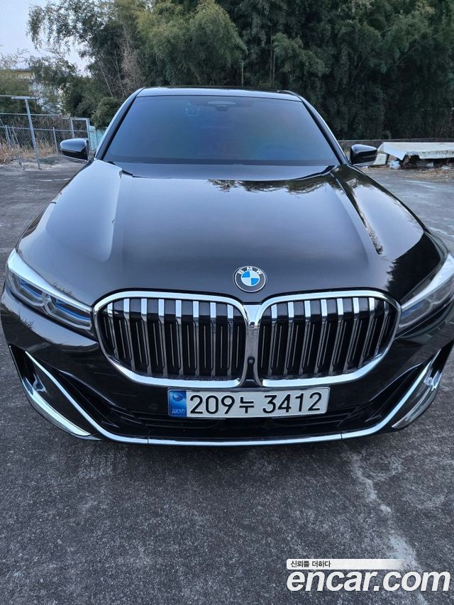 BMW 7-Series 740d xDrive Design Pure Excellence — пробег 167 000 км — фото 3 из 5