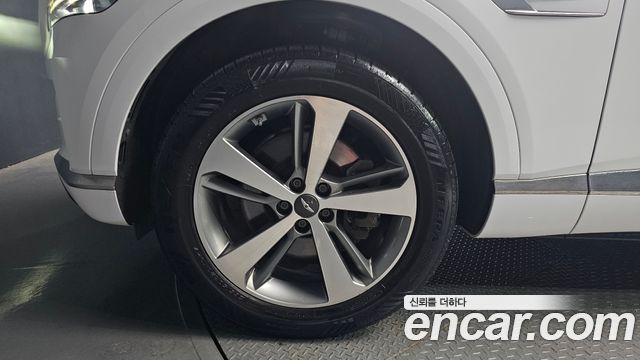 Genesis GV80 из Кореи Encar