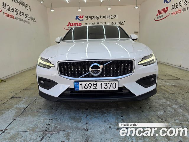 Volvo V60 из Кореи Encar