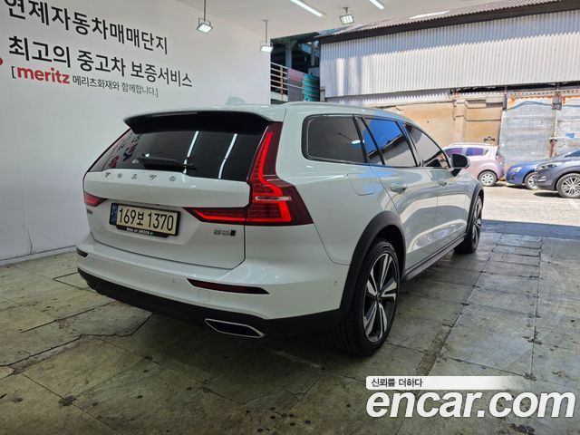 Volvo V60 из Кореи Encar