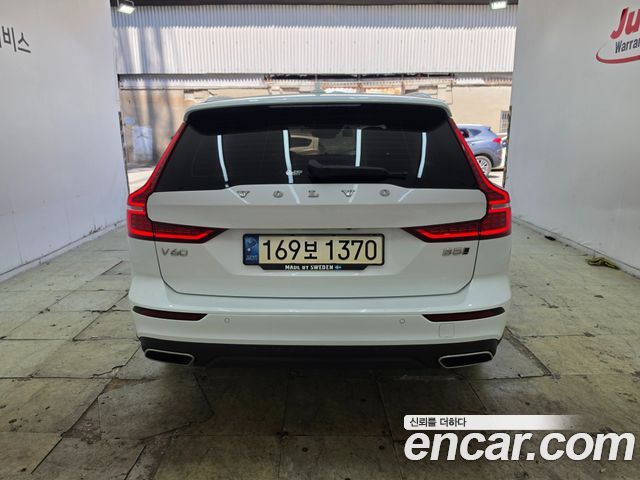 Volvo V60 из Кореи Encar