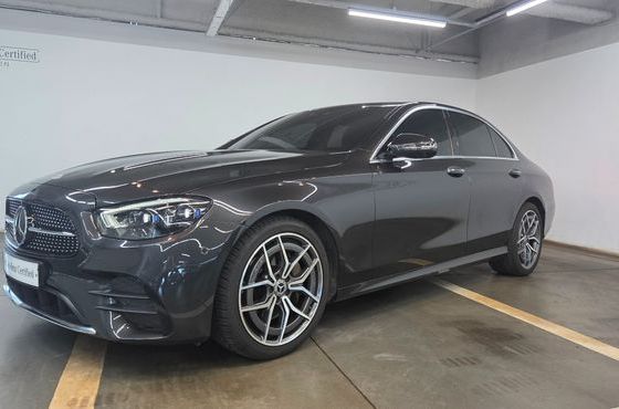 Mercedes-Benz E-Class E220d 4MATIC AMG Line — пробег 48 648 км — фото 1 из 5