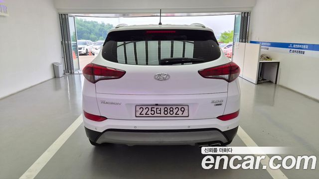 Hyundai Tucson Diesel 2.0 4WD Modern — пробег 122 614 км — фото 3 из 5