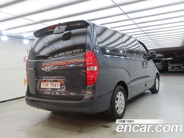 Hyundai Starex 11-Seater Wagon CVX Premium — пробег 83 223 км — фото 4 из 5