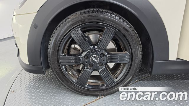 Mini Cooper Convertible из Кореи Encar