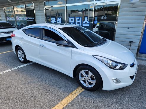 Hyundai AVANTE M16 GDI Premier — пробег 152 000 км — фото 3 из 5