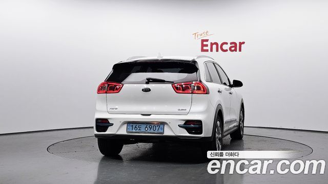 Kia Niro из Кореи Encar