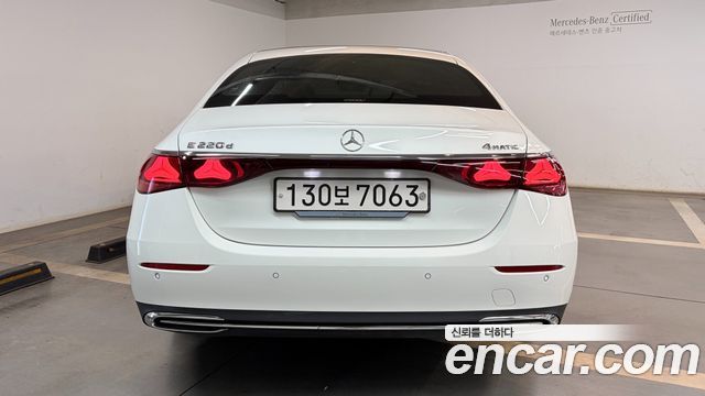 Mercedes-Benz E-Class E220d 4MATIC Exclusive — пробег 20 070 км — фото 4 из 5