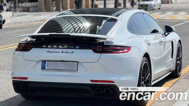 Porsche Panamera 3.0 AWD — пробег 90 000 км — фото 2 из 5