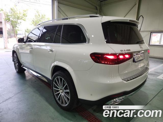 Mercedes-Benz GLS-Class GLS450 4MATIC — пробег 17 600 км — фото 4 из 5