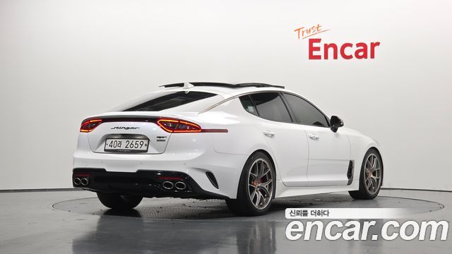 Kia Stinger из Кореи Encar