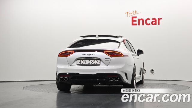 Kia Stinger из Кореи Encar
