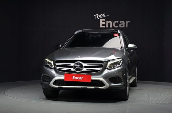 Mercedes-Benz GLC-Class GLC350e 4MATIC Premium — пробег 72 555 км — фото 3 из 5