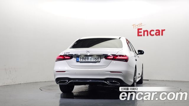 Mercedes-Benz E-Class из Кореи Encar